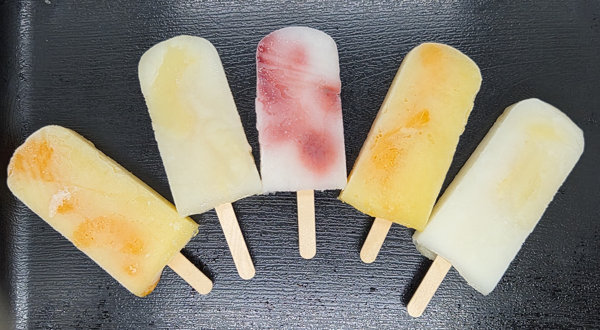 市川道の駅   くずあいす